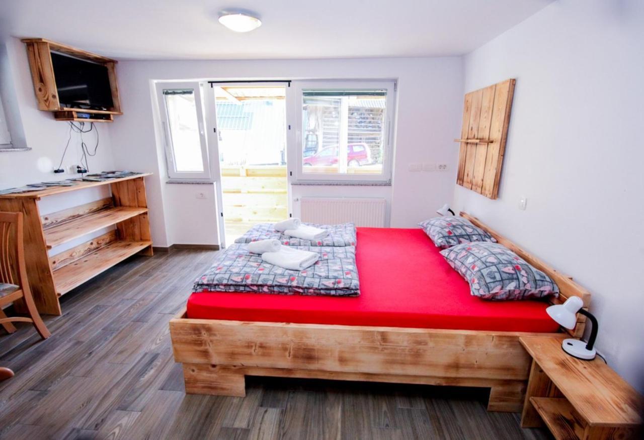 Apartmaji Pri Kozmavo - Little House Bohinj Exterior photo