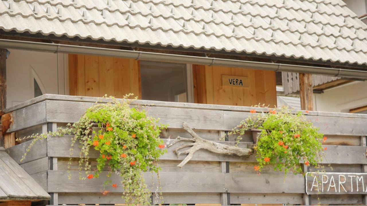 Apartmaji Pri Kozmavo - Little House Bohinj Exterior photo