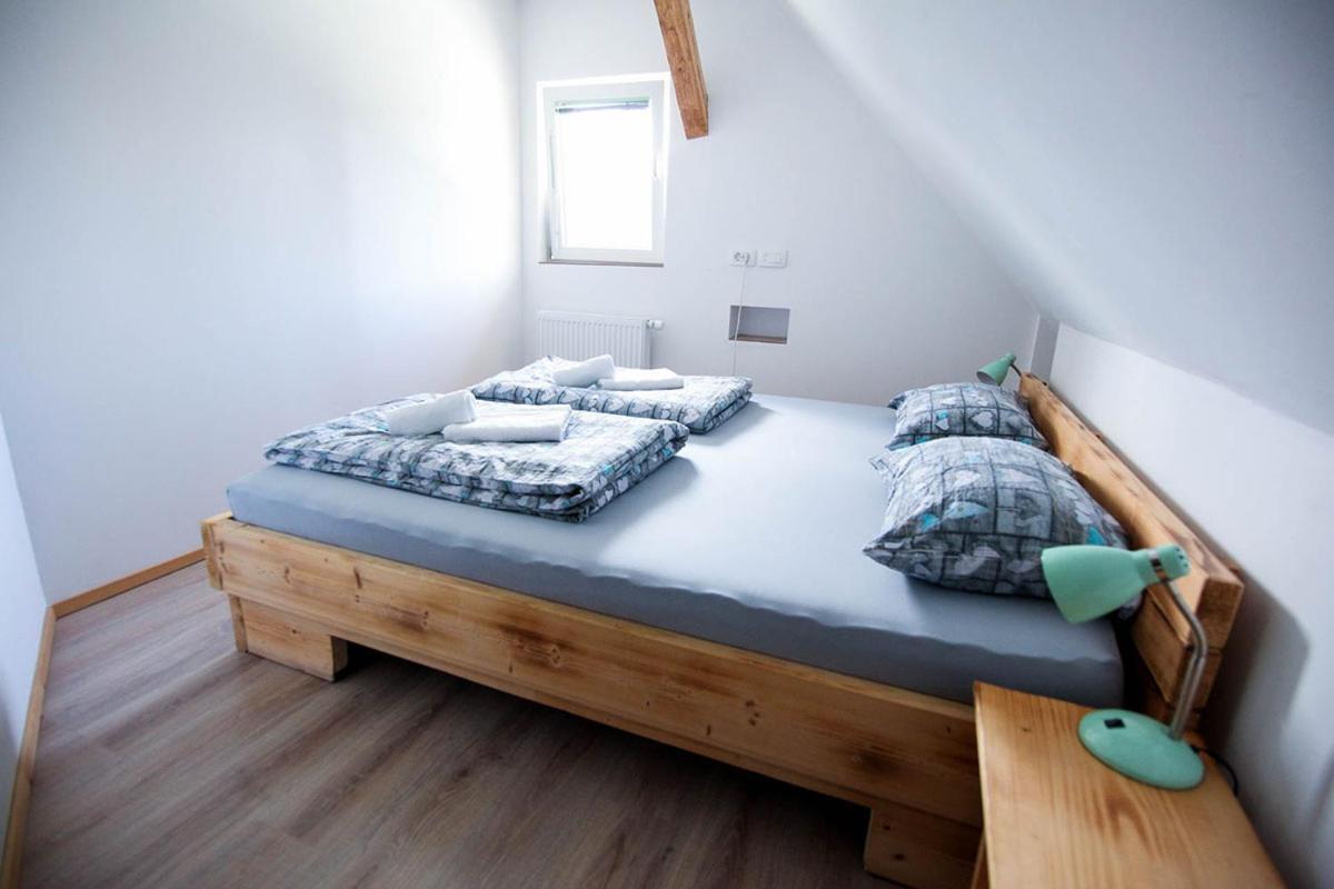 Apartmaji Pri Kozmavo - Little House Bohinj Exterior photo